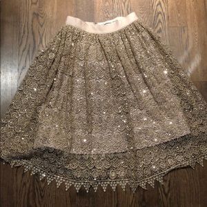 Knee length gold lace Alice and Olivia skirt